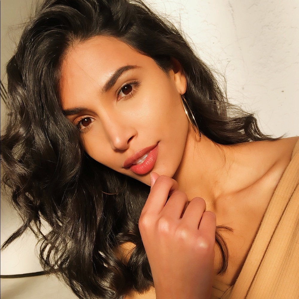 Meet your Posher, Marianny